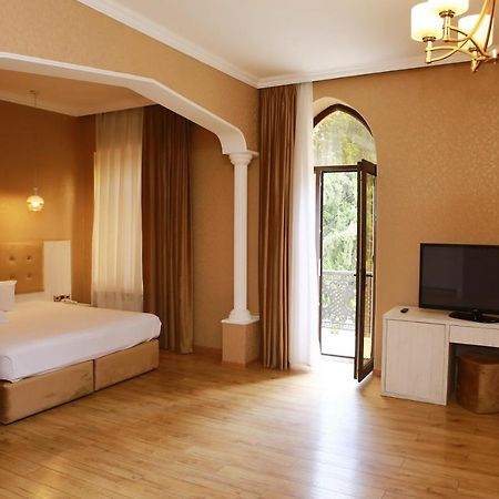 Deluxe Hotel Gjandža Exteriér fotografie