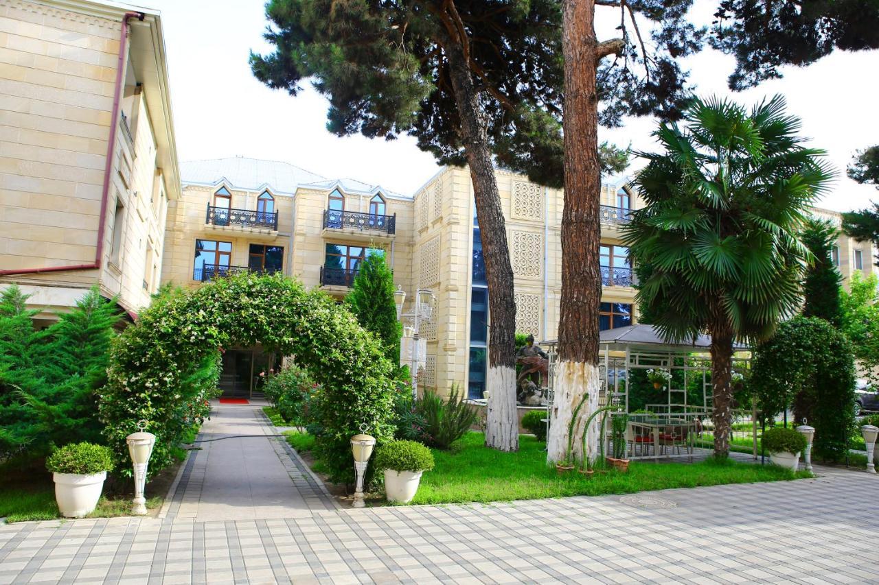 Deluxe Hotel Gjandža Exteriér fotografie