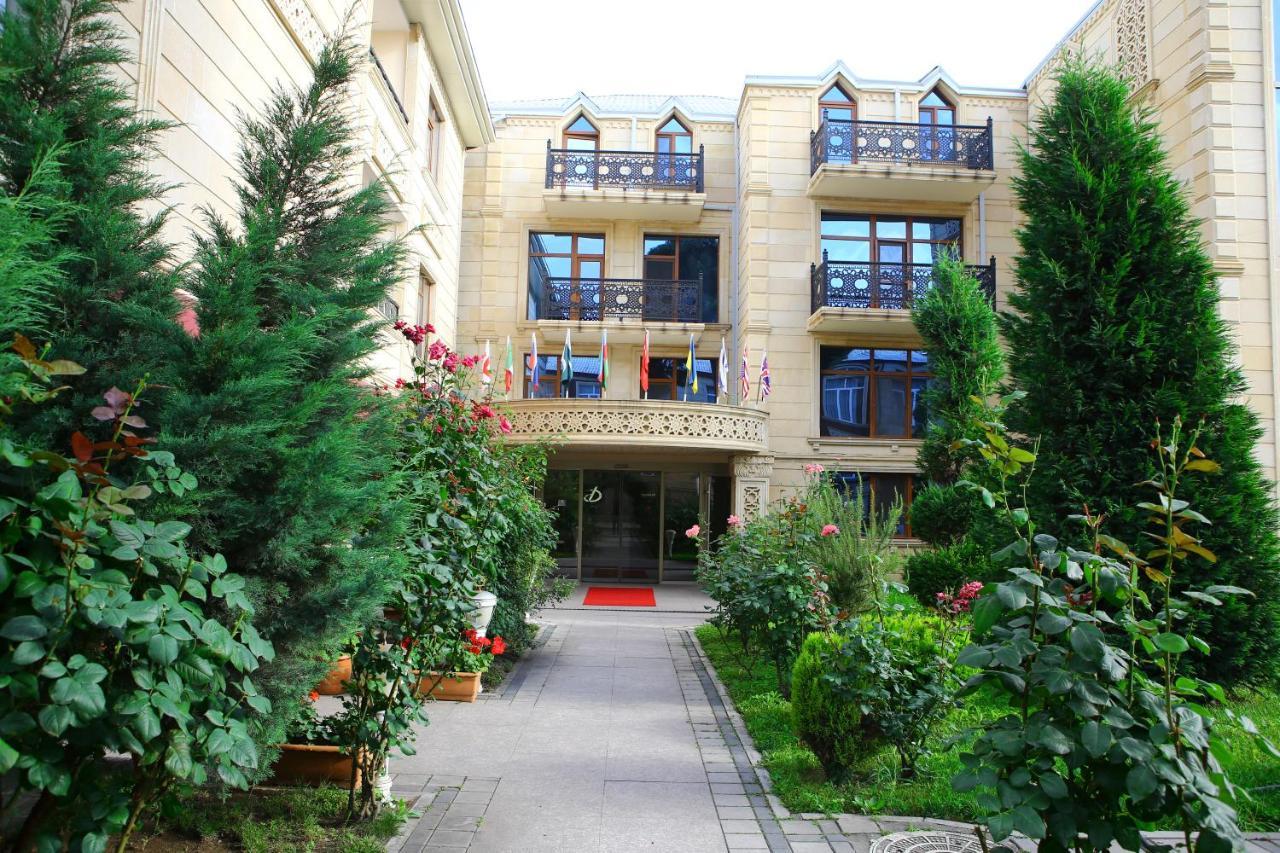 Deluxe Hotel Gjandža Exteriér fotografie