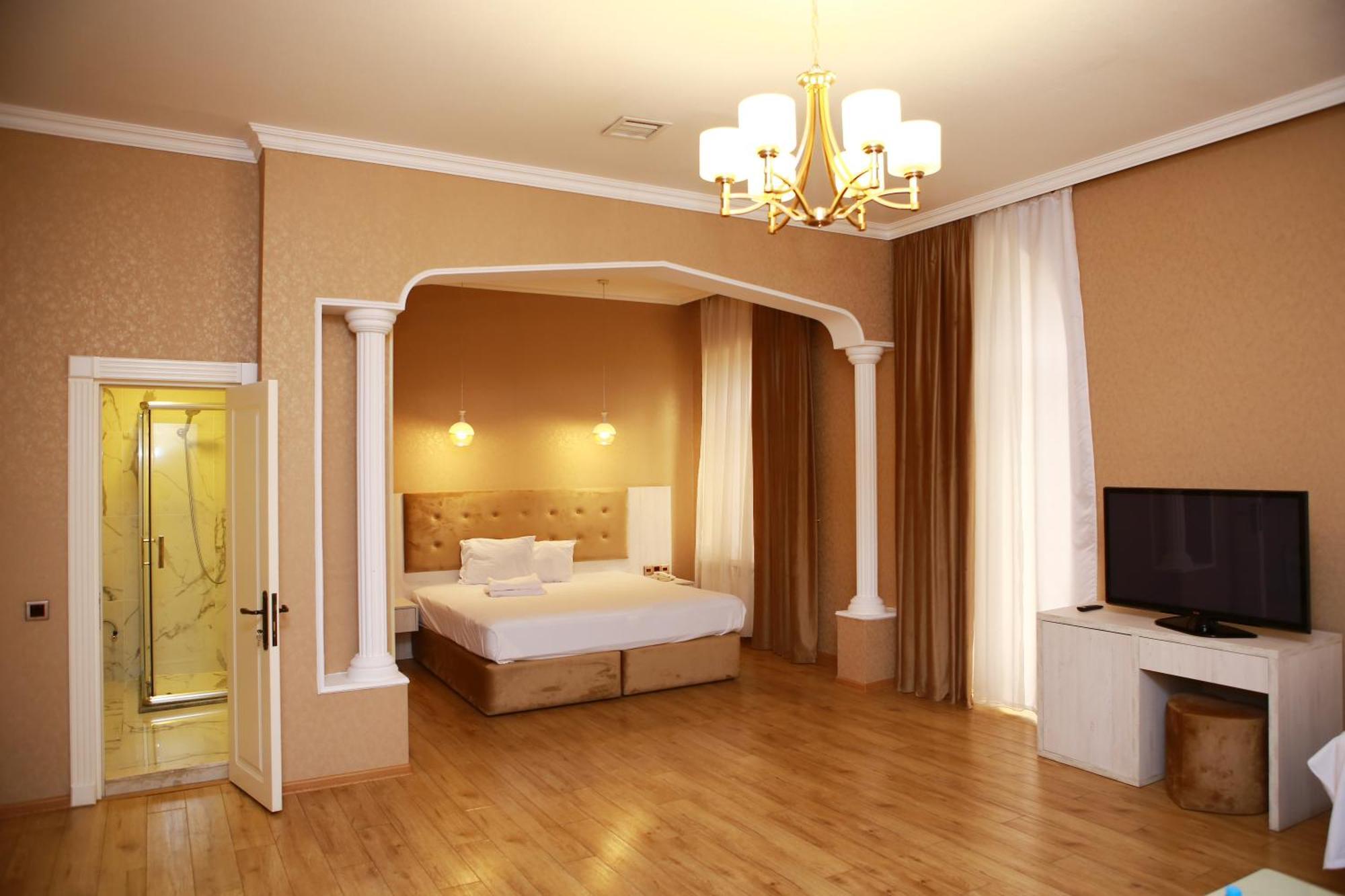 Deluxe Hotel Gjandža Exteriér fotografie