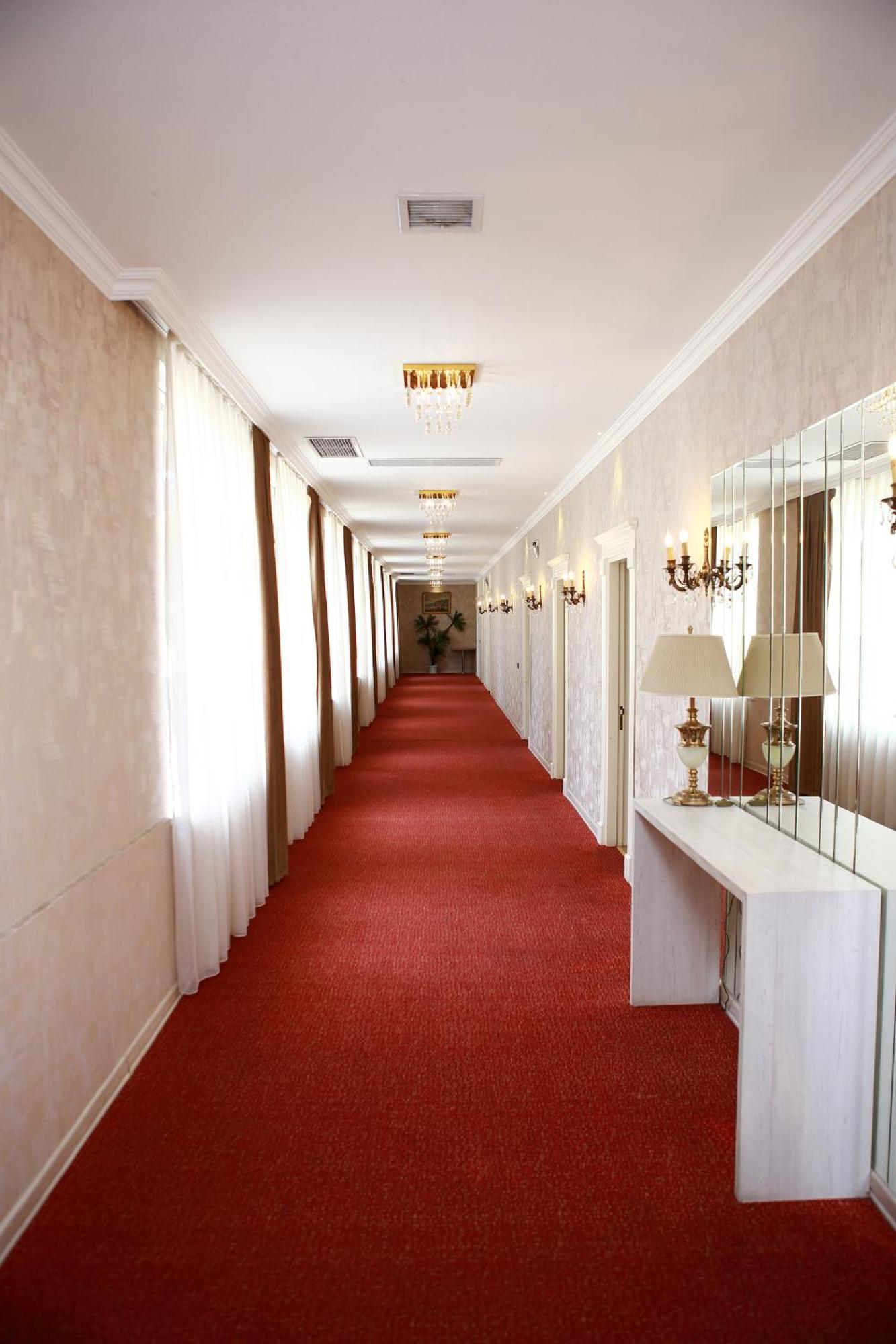 Deluxe Hotel Gjandža Exteriér fotografie
