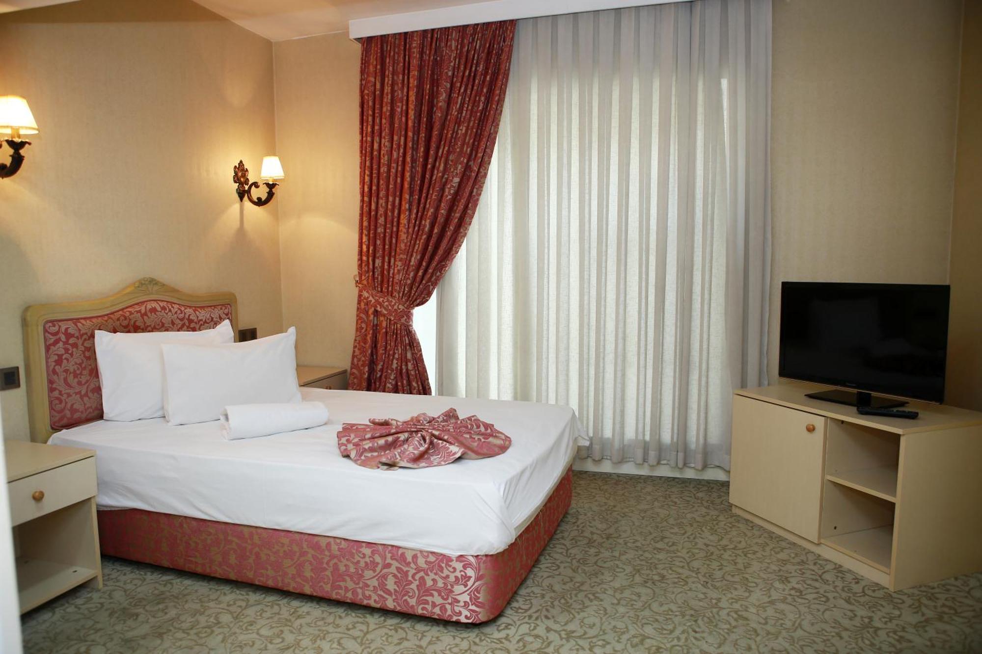 Deluxe Hotel Gjandža Exteriér fotografie