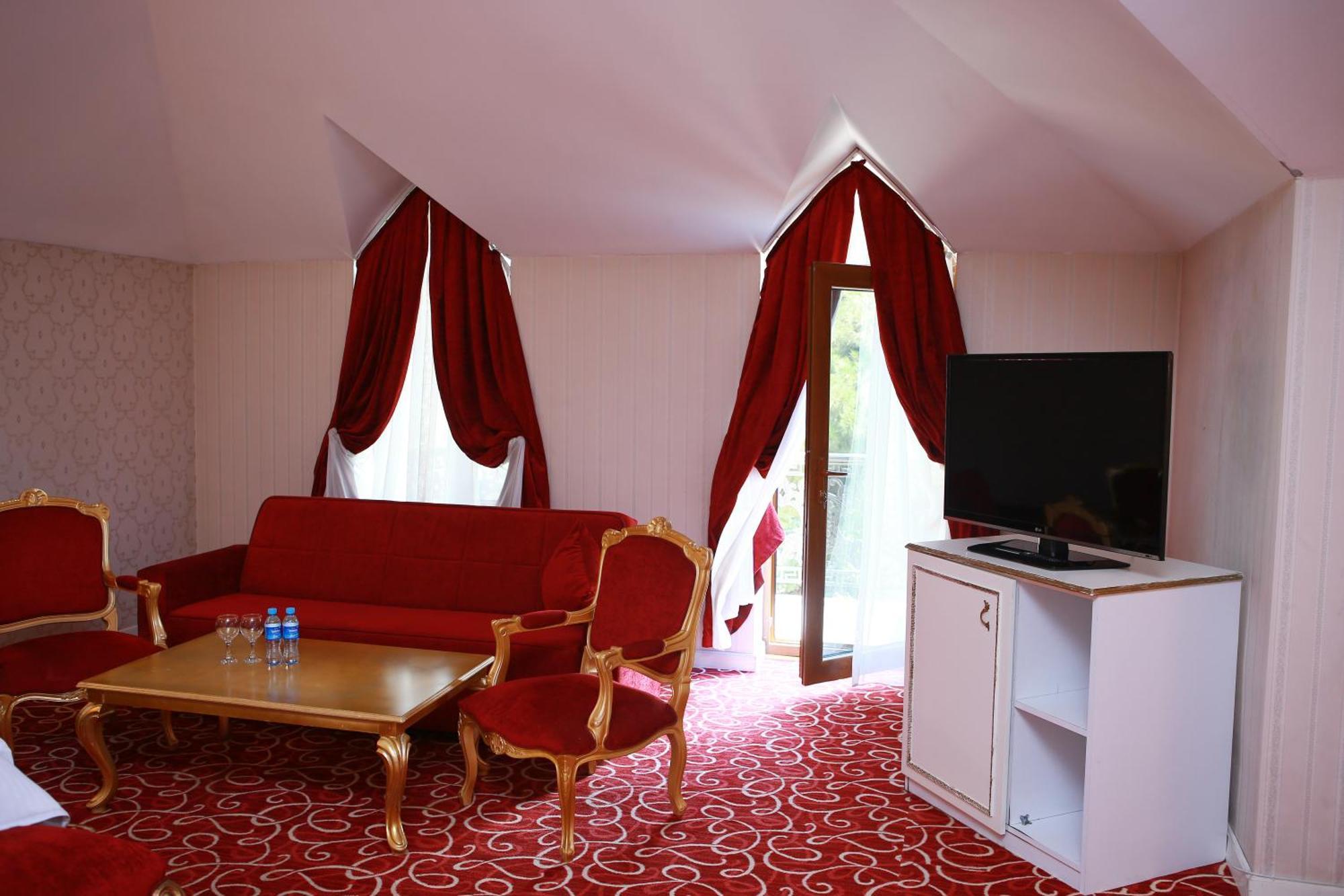 Deluxe Hotel Gjandža Exteriér fotografie