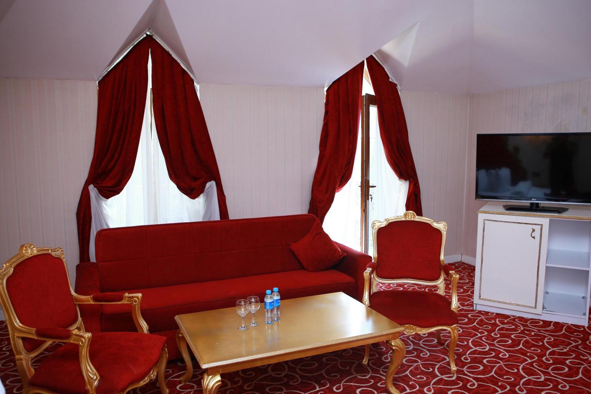 Deluxe Hotel Gjandža Exteriér fotografie